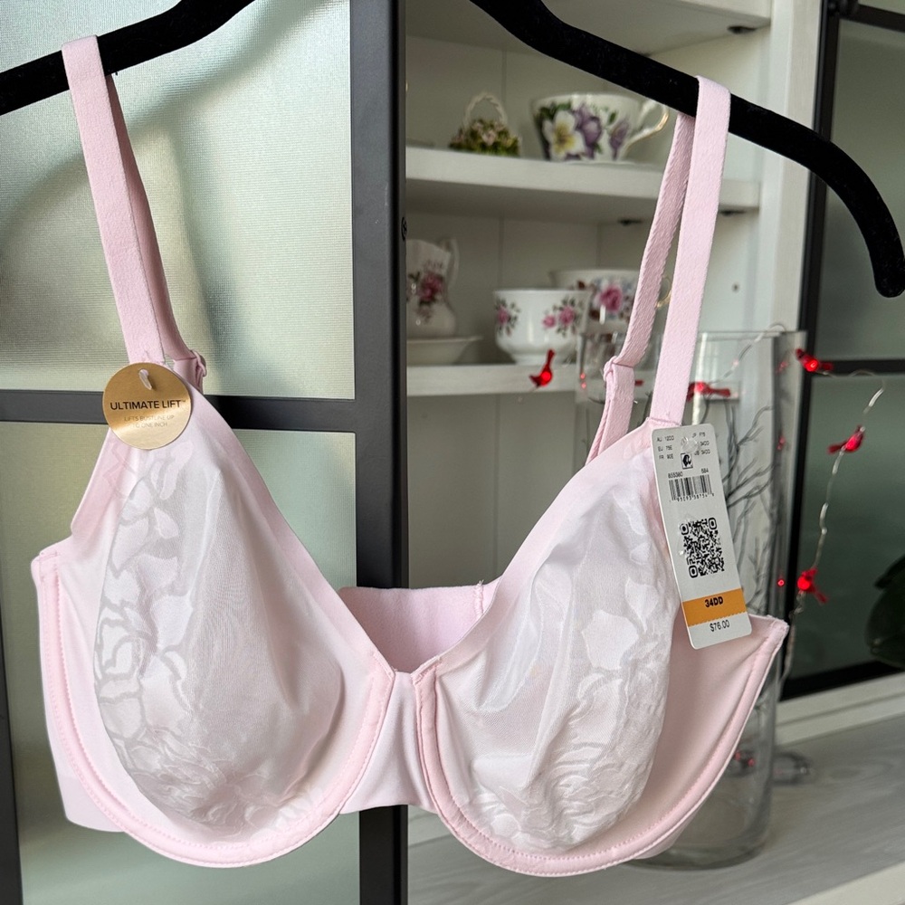 Wacoal Soft Pink Lace Underwire Bra